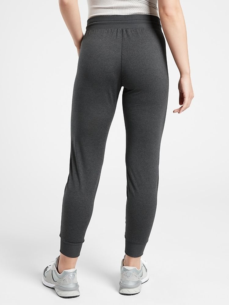 Athleta Uptempo Jogger Mall of America®
