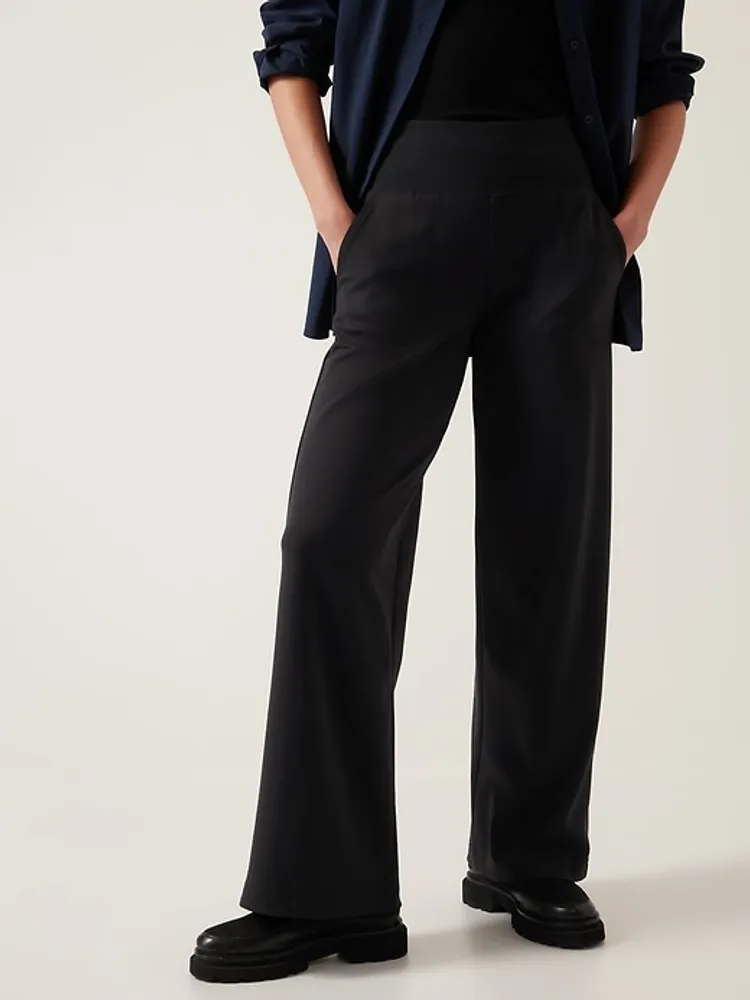 Athleta Venice Wide Leg Pant | Bridge Street Town Centre