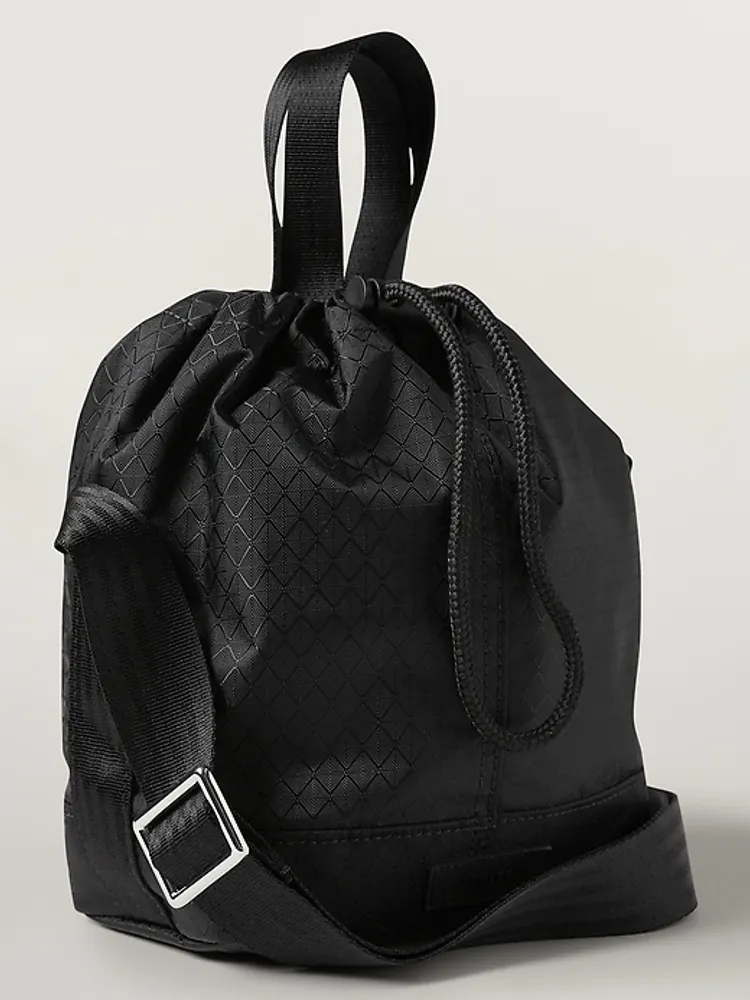 Athleta Excursion Crossbody Bucket Bag | The Market Place