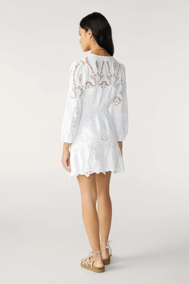 Robe caro bash sale