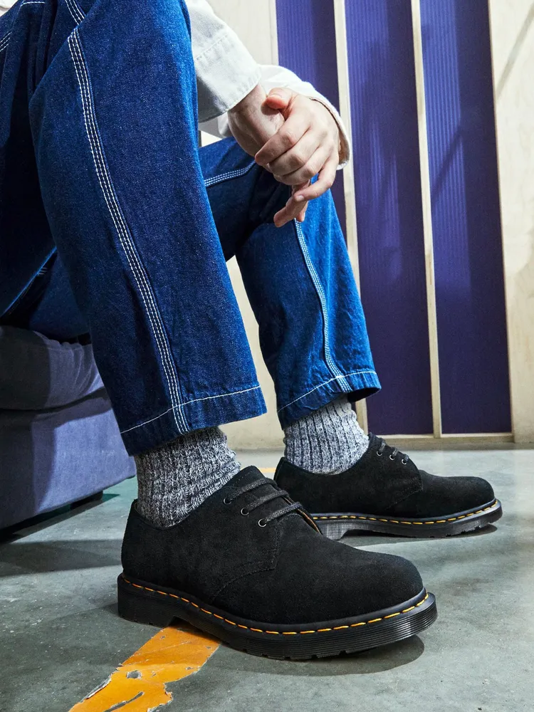 Dr martens 2025 suede mens