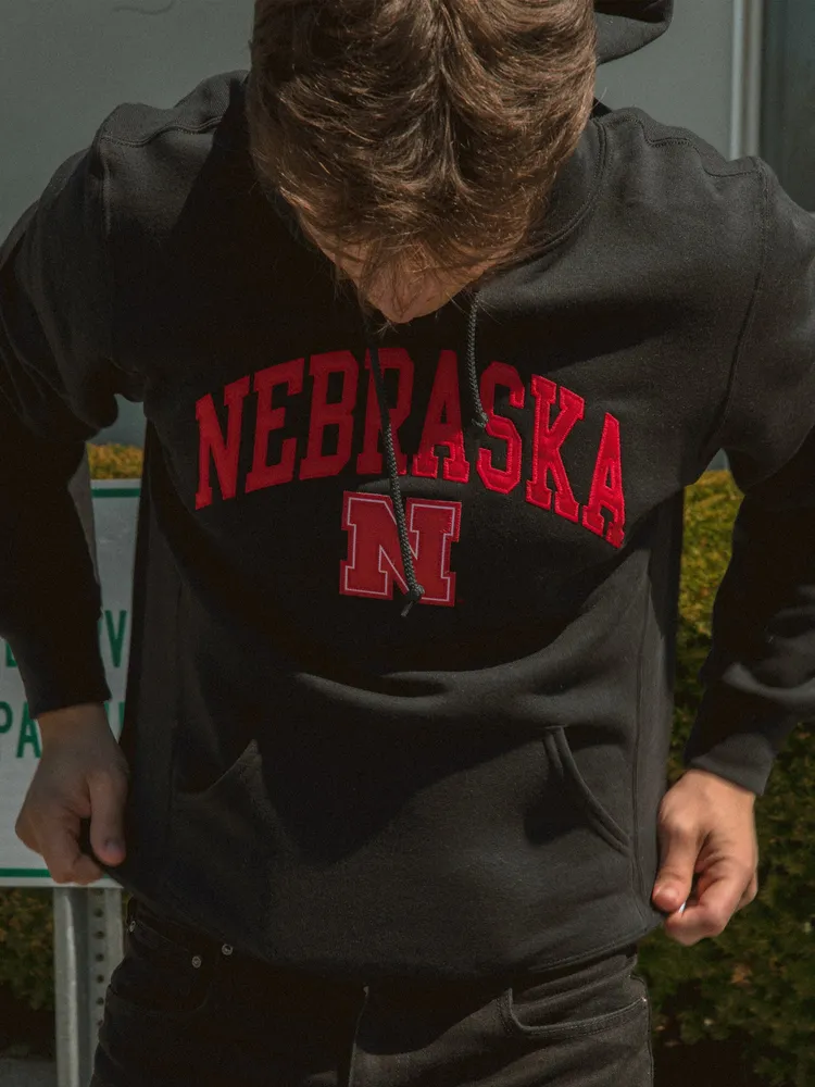 Nebraska pullover discount