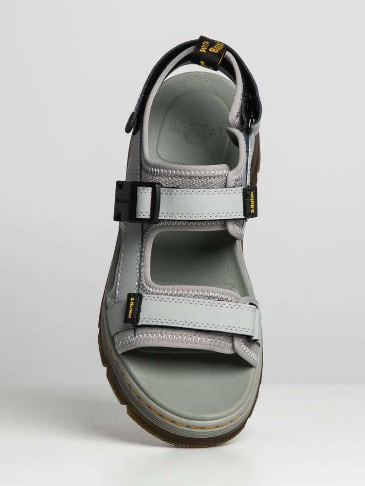 Boathouse MENS DR MARTENS FORSTER MID POLY RIPSTOP | Coquitlam Centre