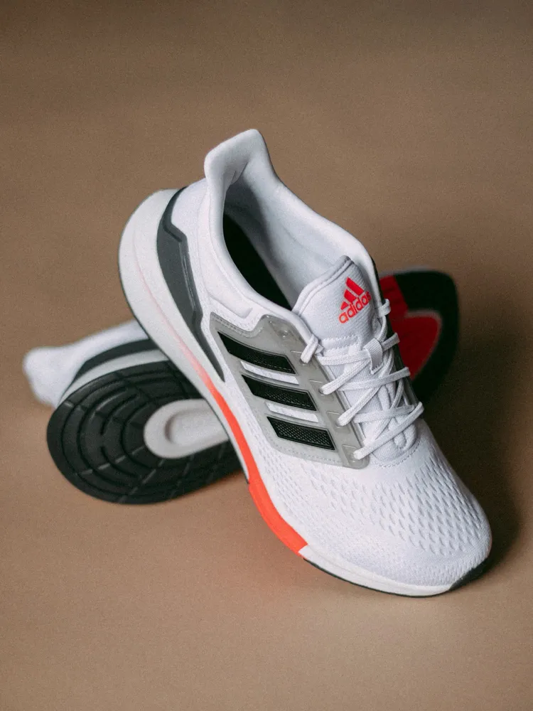 Adidas sneakers clearance top
