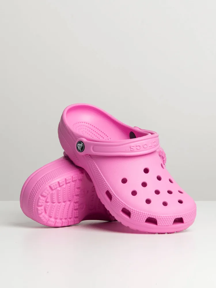 Baby pink crocs outlet