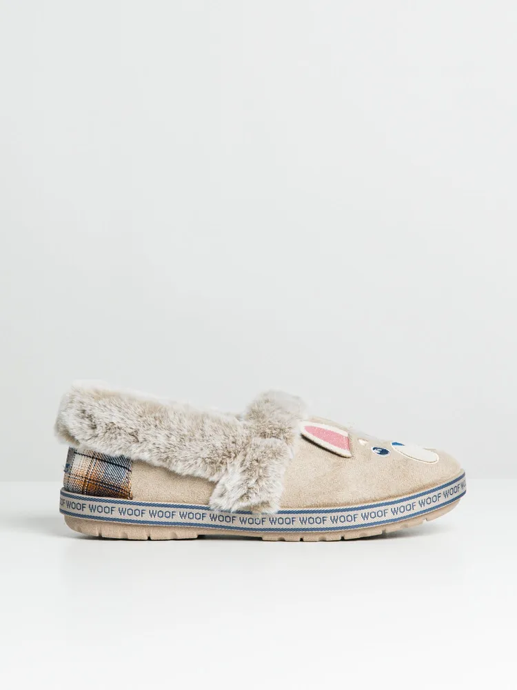 Sketchers outlet dog slippers