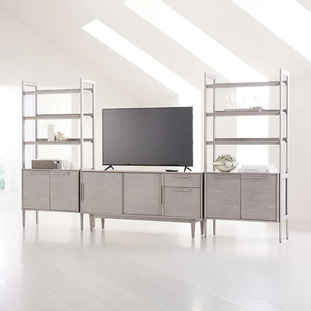 Tate media outlet console