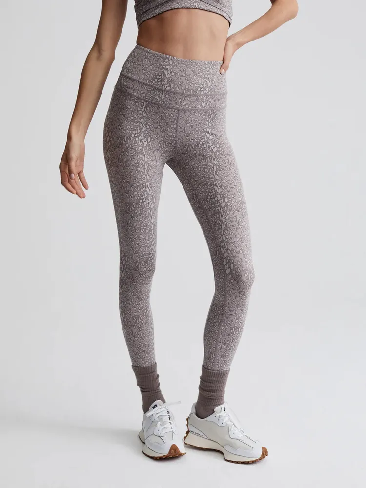 Varley store yoga pants