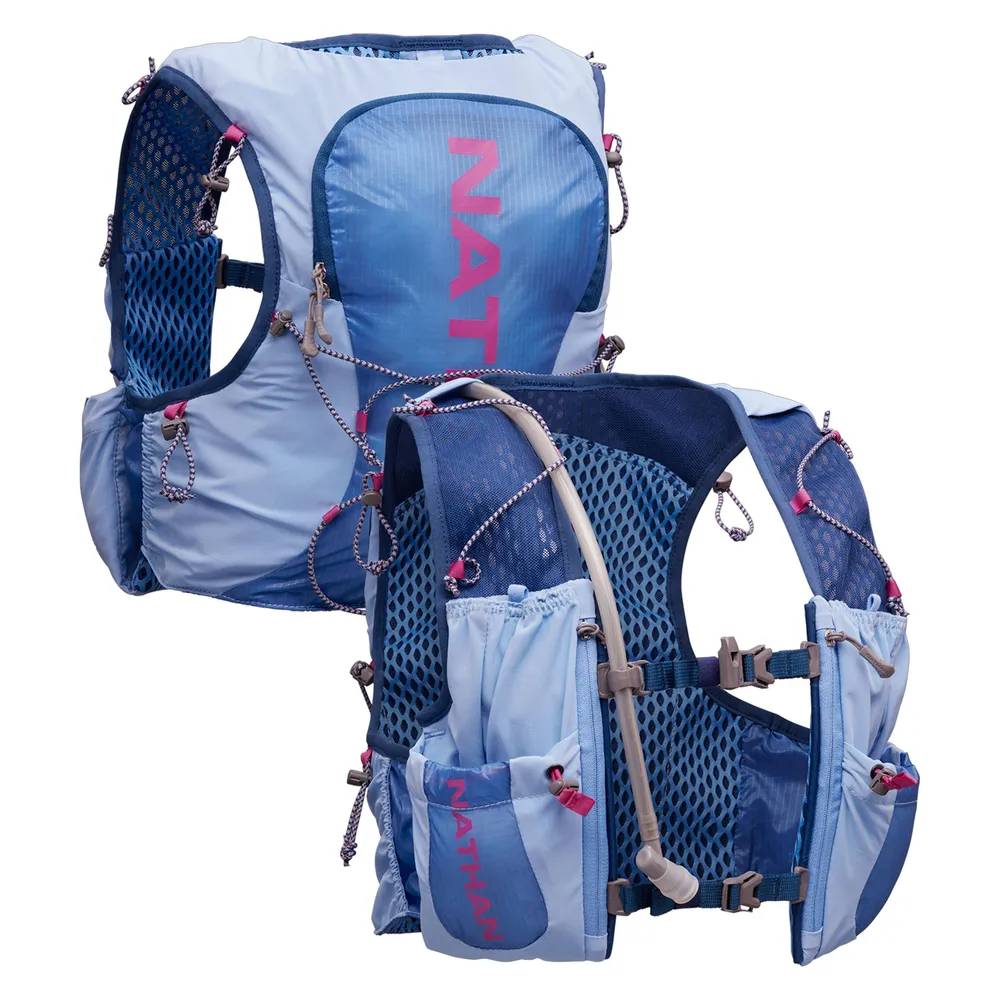 Women's hydration outlet pack