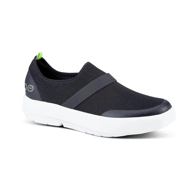 OOFOS Women's | OOFOS OOmega Chukka | The Summit at Fritz Farm