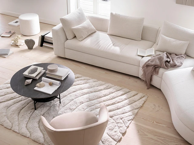 BoConcept Bergamo 2,5 seater at MarketFair Shoppes in Princeton, NJ