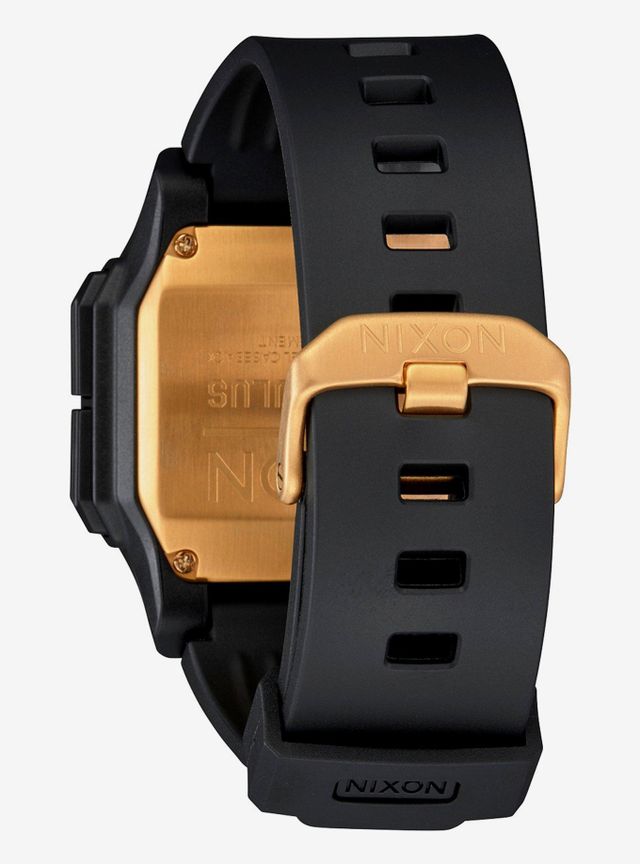 Nixon regulus stainless steel gold sold