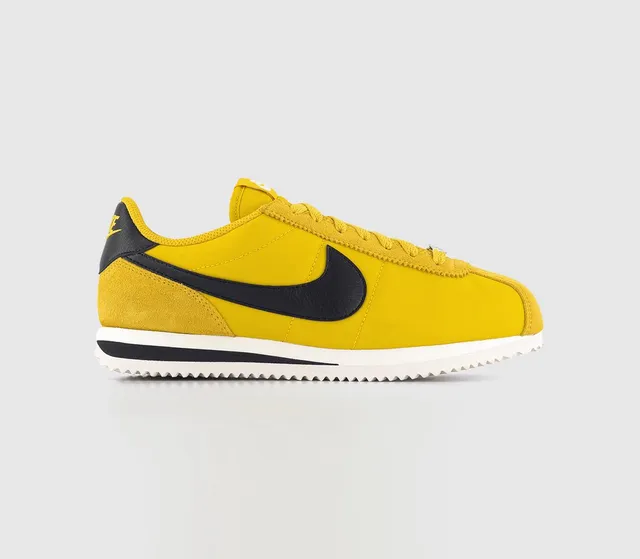 Black and hot sale orange nike cortez