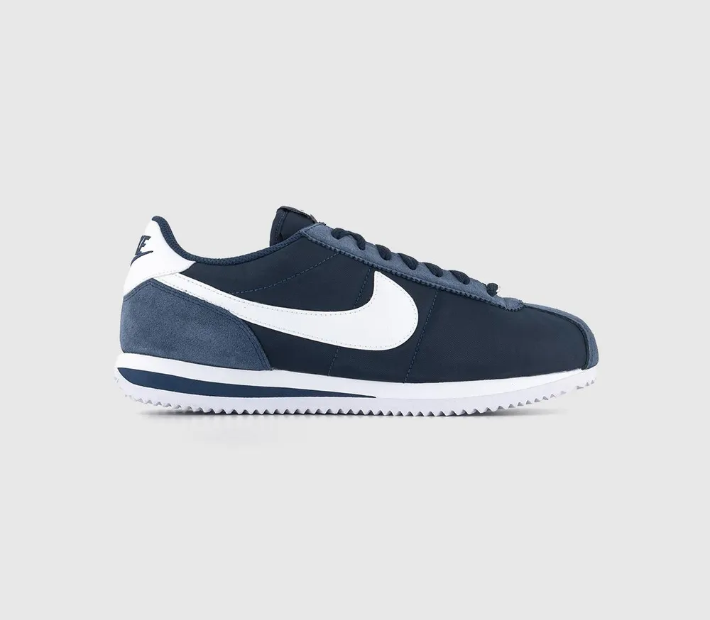 Nike sale unisex trainers