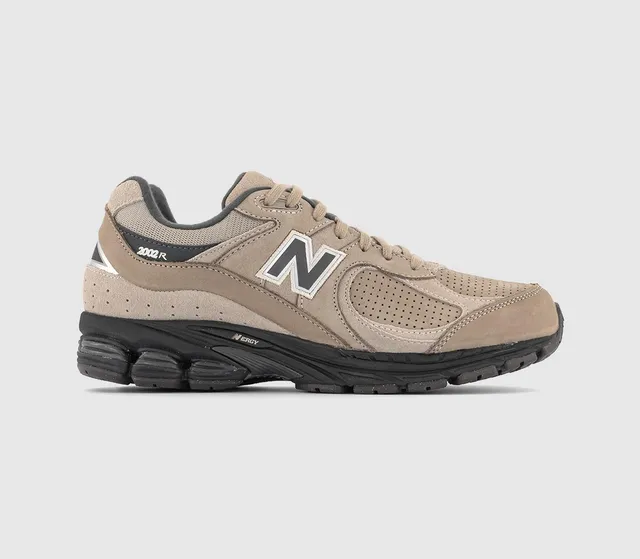 New Balance 2002R Trainers Driftwood Cream Grey Offwhite - Women's 