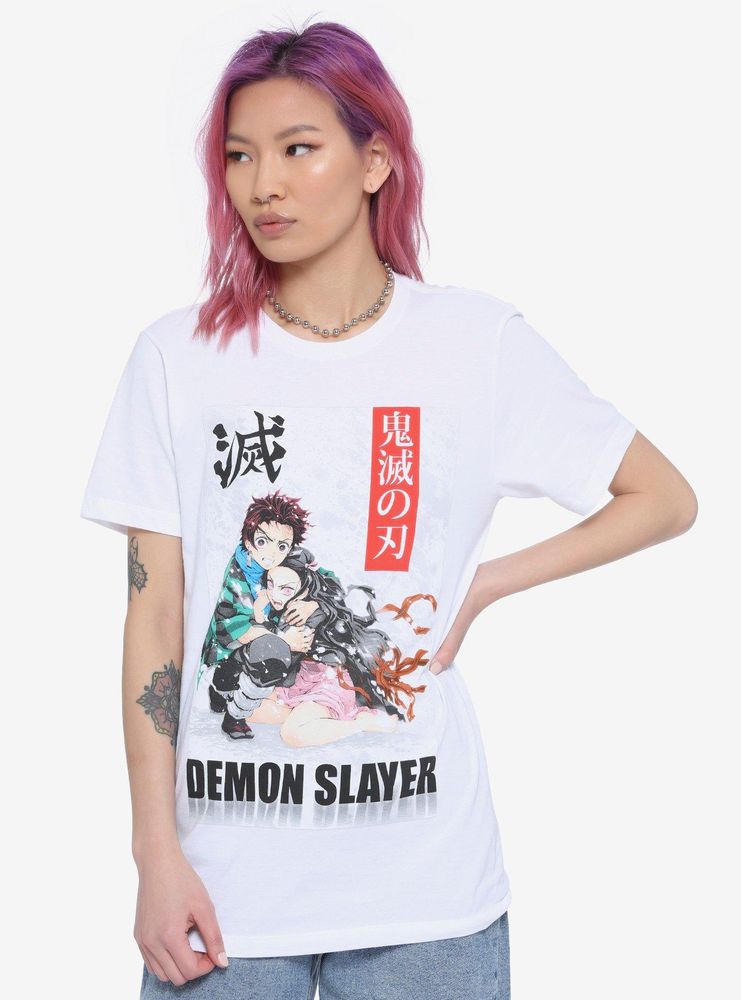 Hot Topic Demon Slayer Tanjiro & Nezuko Boyfriend Fit Girls T-Shirt ...