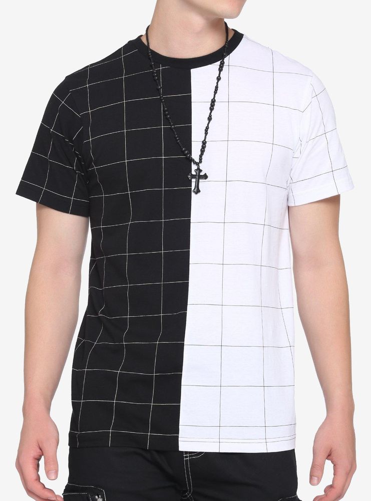 Hot Topic Black & White Split Grid TShirt Bramalea City Centre