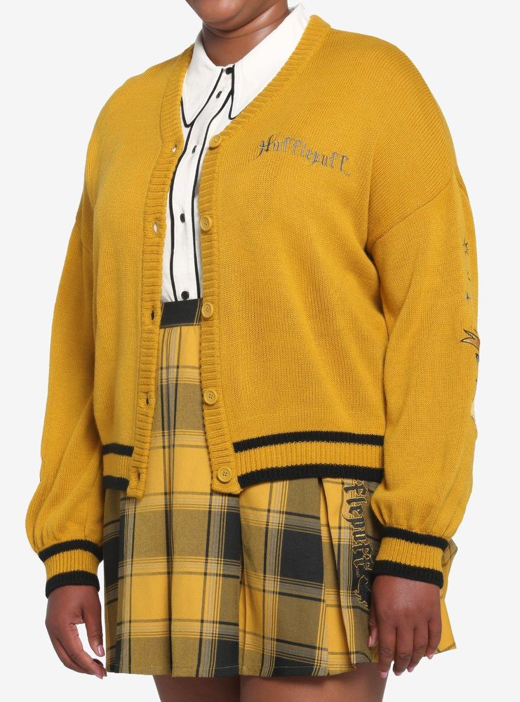 Hot Topic Harry Potter Hufflepuff Skimmer Girls Cardigan Plus