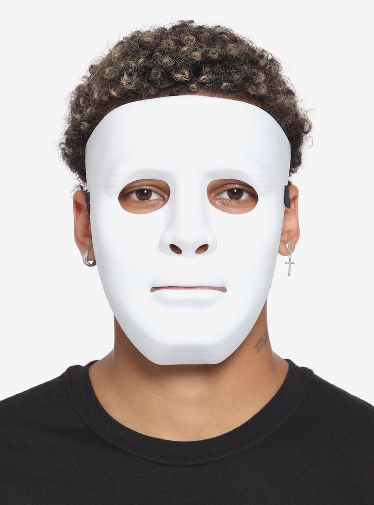 Hot Topic White Mask Mall Of America® 7719