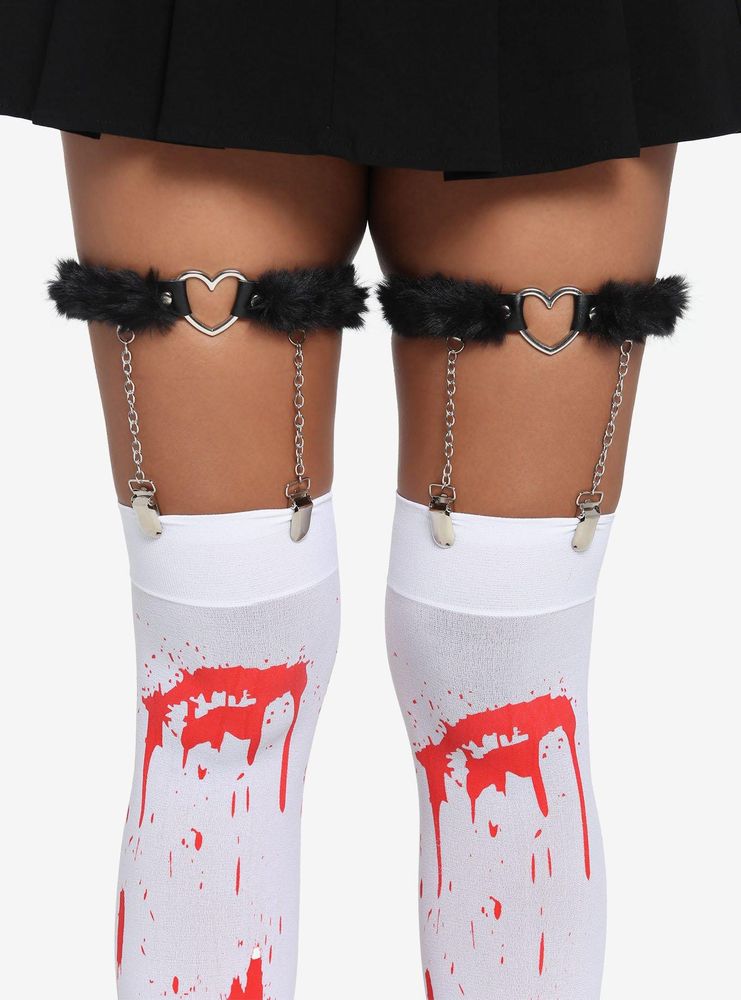 Hot Topic Fuzzy Heart Leg Garter Set Mall of America®