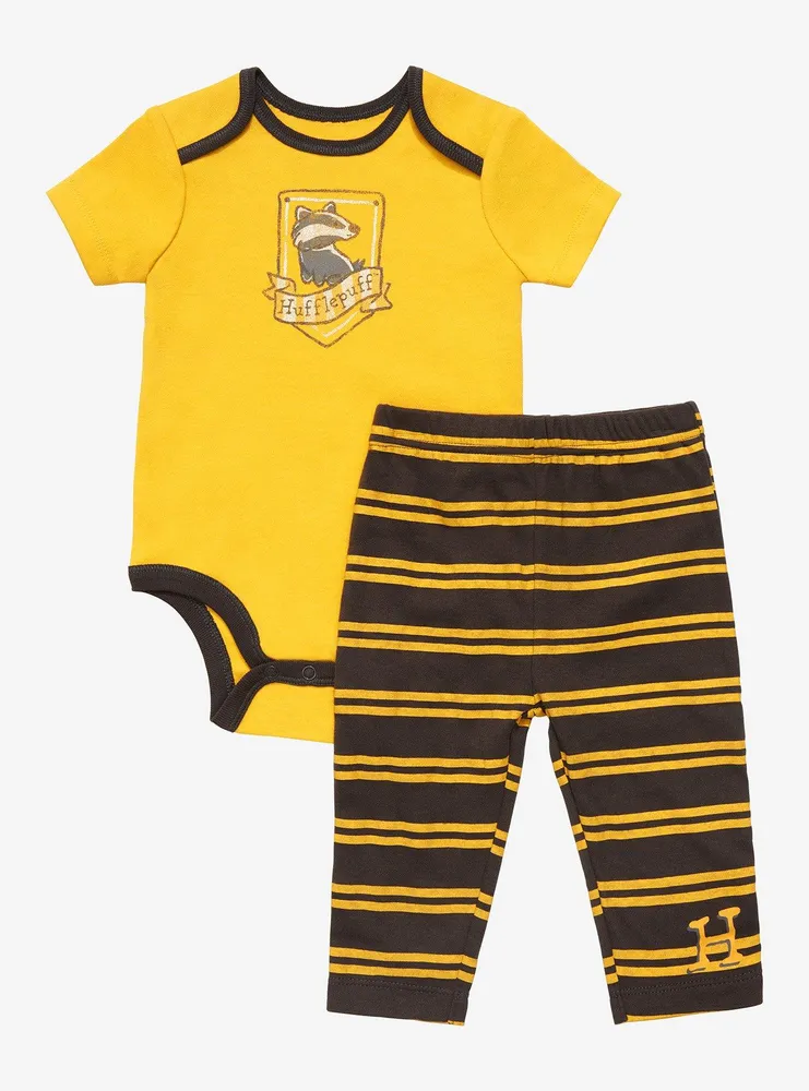 Boxlunch Harry Potter Hufflepuff Crest Infant One Piece And Leggings Set Boxlunch Exclusive 0406