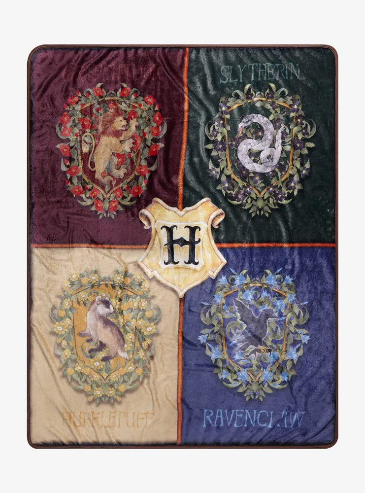 Hot Topic Harry Potter Botanical Houses Throw Blanket