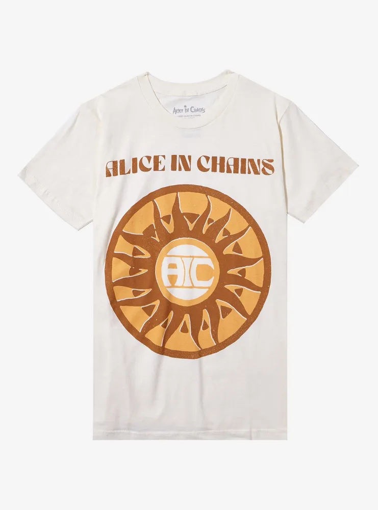 Hot Topic Alice Chains Sun Boyfriend Fit Girls T-Shirt | Hamilton