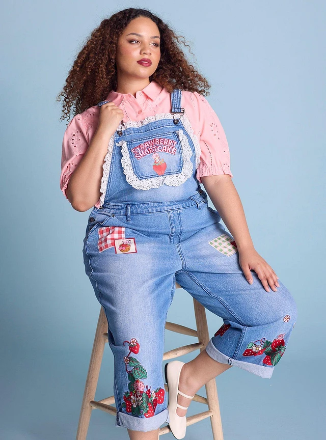 Strawberry Shortcake Embroidered Women's Plus Overalls — BoxLunch