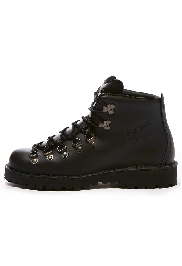 Danner black boot on sale dressing