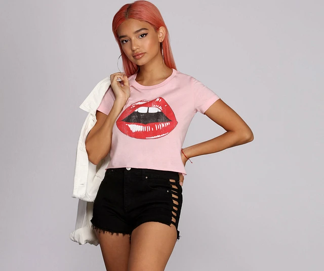 Forever 21 Men HER Back Of My Mind Graphic Tee | MainPlace Mall
