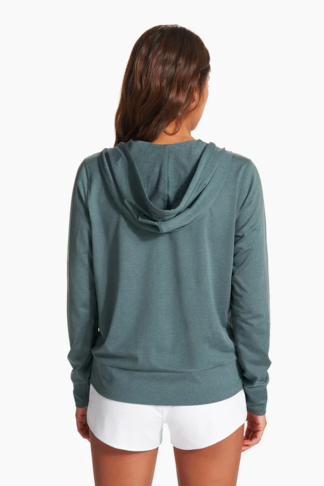 Vuori Halo Performance Hoodie 2.0 | Cosmo Heather | Pacific City