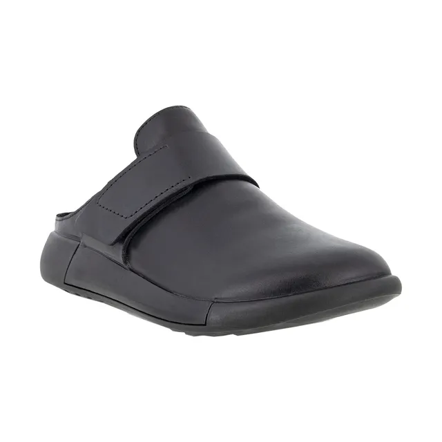 Shoe stores best sale hillside mall