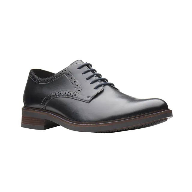 Clarks maxton plain sales