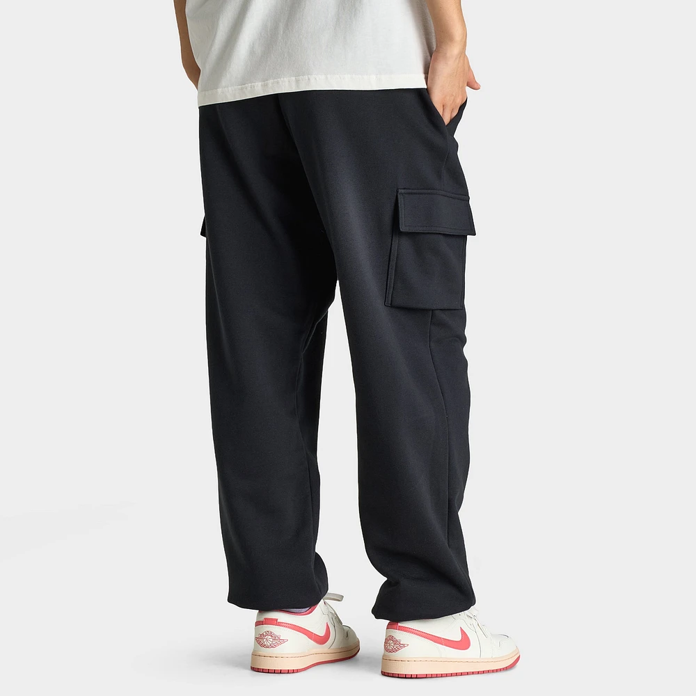 Nike Sportswear Women's Club Fleece Mid-Rise Oversized Cargo