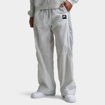 ★★Nike★★ Club Woven Track Pants M Light Smoke Grey White Nike Club Woven Track Pants OS | Foot Locker Canada