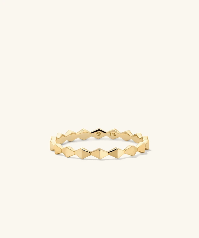 Mejuri Figure Ring | Bethesda Row