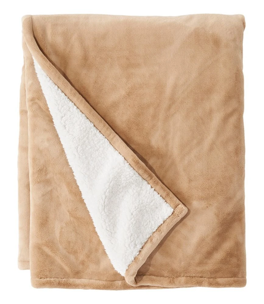 L.L. Bean Wicked Plush Sherpa Throw Mall of America®