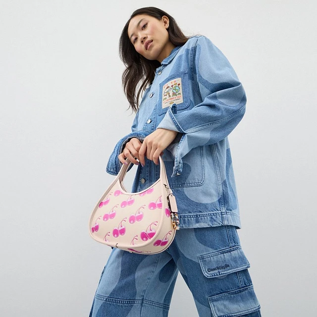 ★Coachtopia★シンプルで便利★定番ライン★Ergo Bag 雲模様 ☆Coachtopia☆シンプルで便利☆定番ライン☆Ergo Bag 雲模様