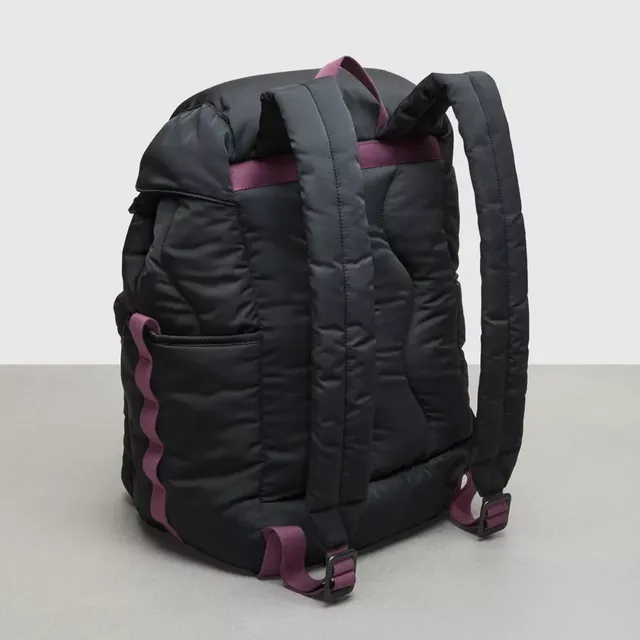 Coachtopia 赤 リュック・バックパック Coachtopia 赤 リュック・バックパック - メルカリ