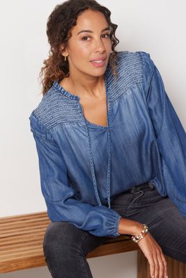 CLOTH AND STONE Smocked Ruffle Denim Top | Mall of America®