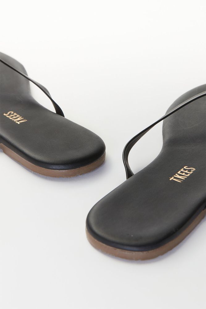 Flip clearance flop liners