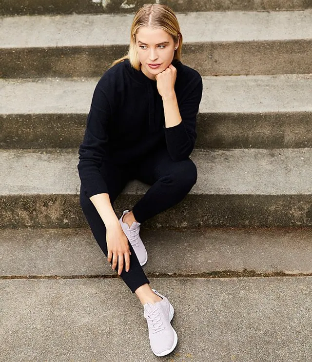 Nike cashmere thea hot sale