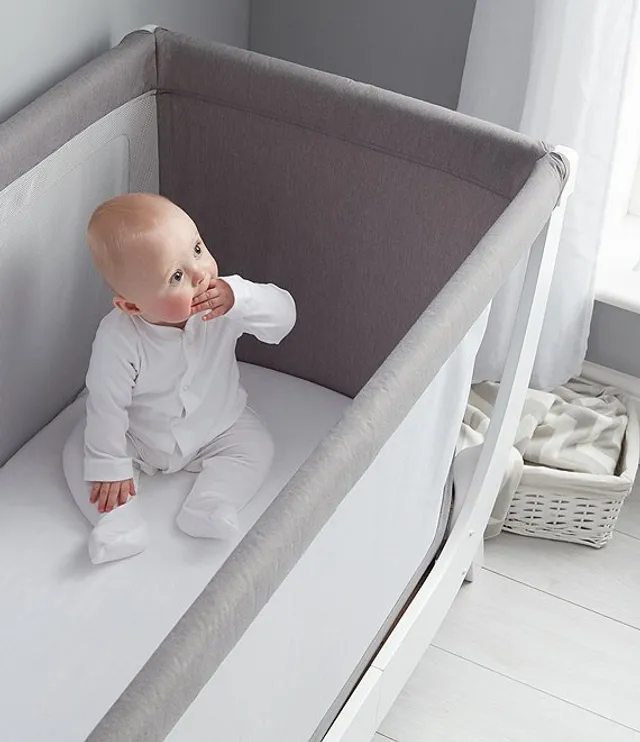 Shnuggle air bedside cot sale
