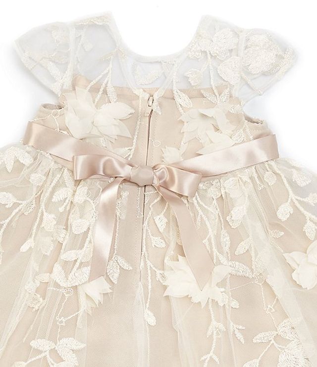 Chantilly place floral embroidered on sale dress