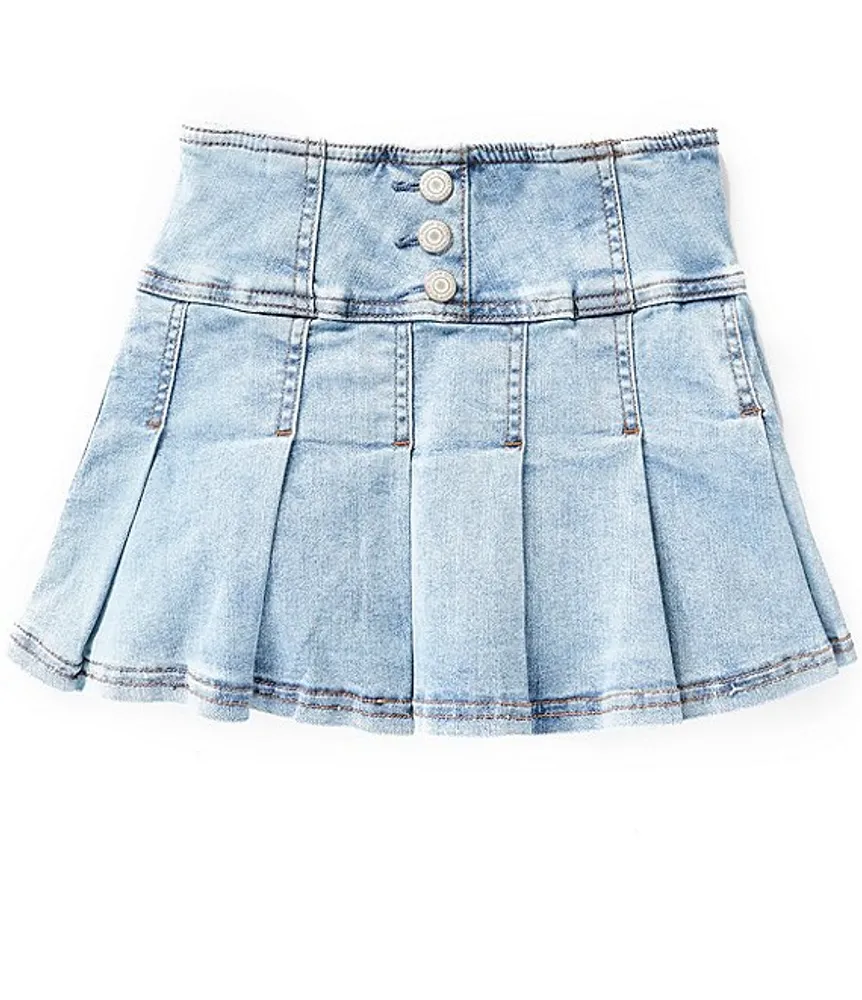 A pleated shop denim skirt