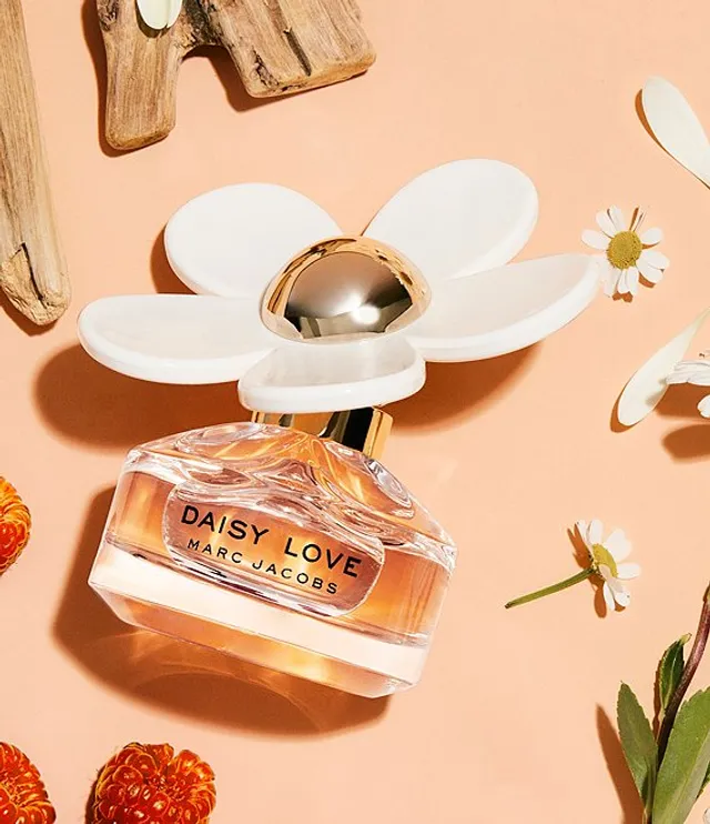 Marc jacobs daisy dillards deals
