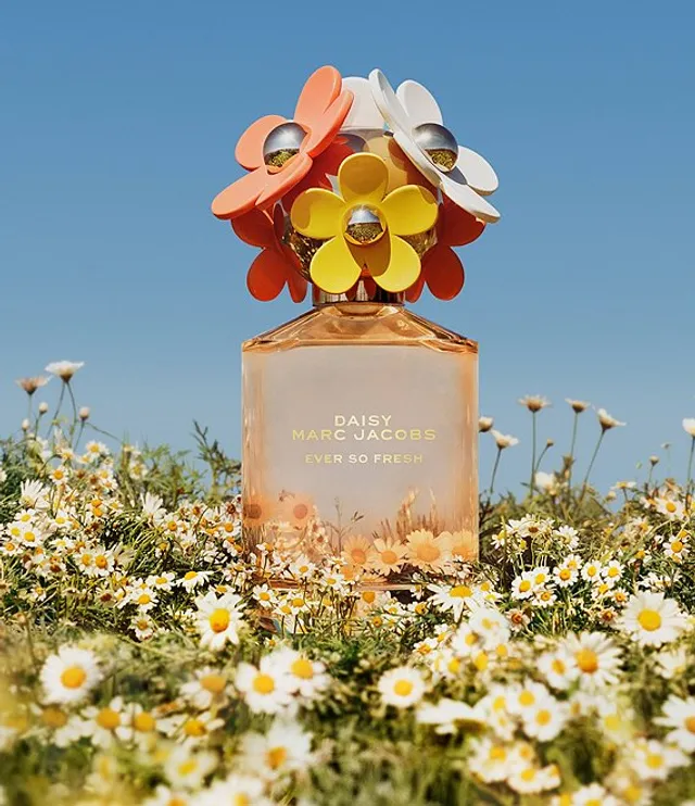 Marc Jacobs Daisy Ever So Fresh Eau de Parfum Spray Brazos Mall