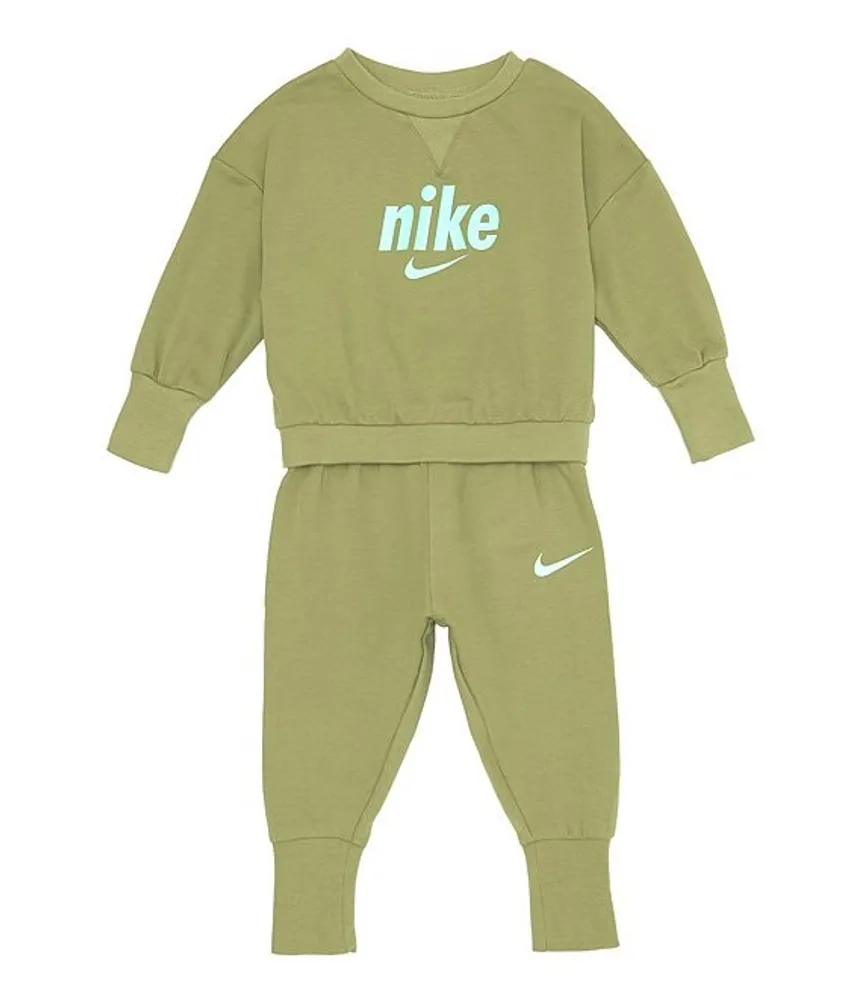 Nike baby 2024 jogger set