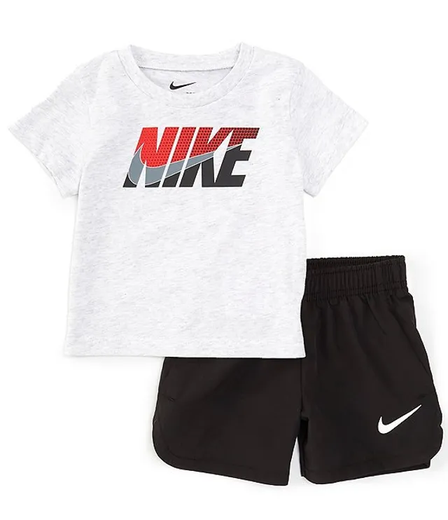 Short nike bebe 2025