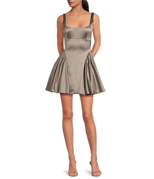 Satin Dress Squareneck ワンピース